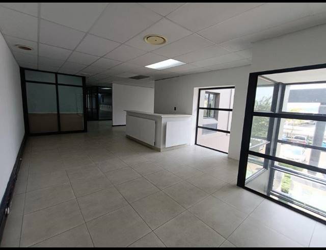 BUSINESS PROPERTY TO RENT IN STRUBENSVALLEI